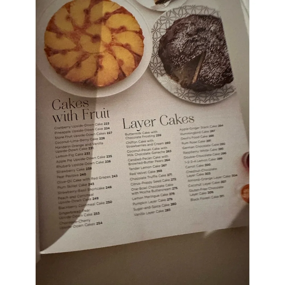 Martha Stewart's Cakes: Our First-Ever Book of Bundts, Loaves Etc TPB 1st Ed EC‎